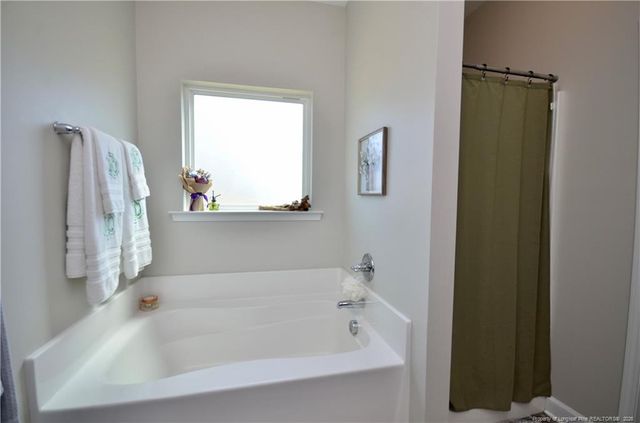 82 Folly Court, Linden, NC 28356