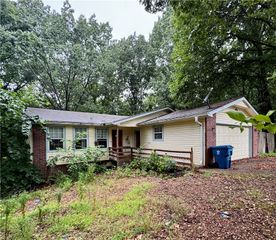8 Quantock Hills Lane, Bella Vista, AR 72715