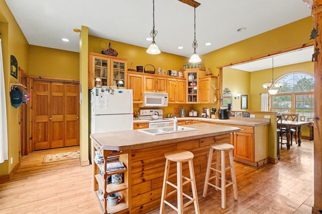 1522 Kingfisher Circle, Alger, MI 48610