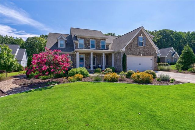 2548 E Princeton Drive, Bogart, GA 30622