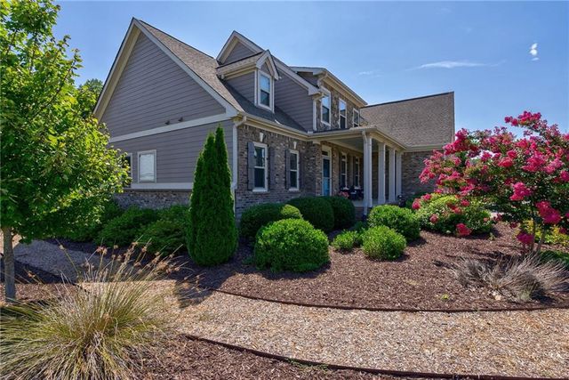 2548 E Princeton Drive, Bogart, GA 30622