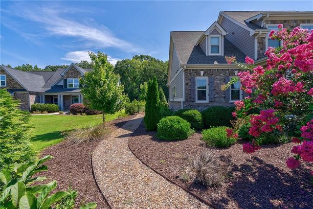 2548 E Princeton Drive, Bogart, GA 30622