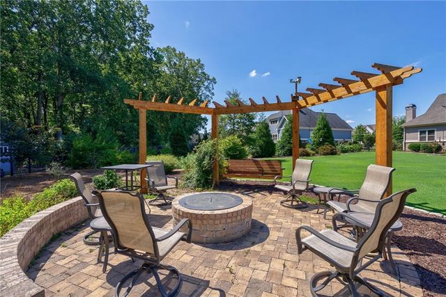 2548 E Princeton Drive, Bogart, GA 30622