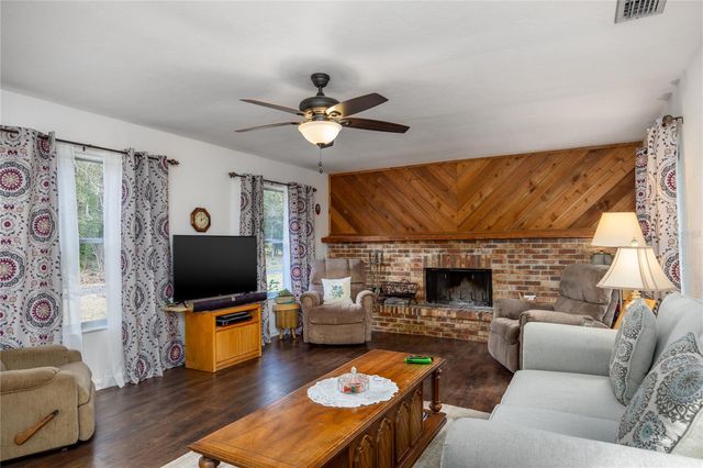 20710 NW COUNTY ROAD 2054, Alachua, FL 32615