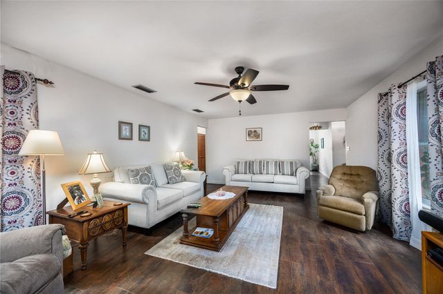 20710 NW COUNTY ROAD 2054, Alachua, FL 32615