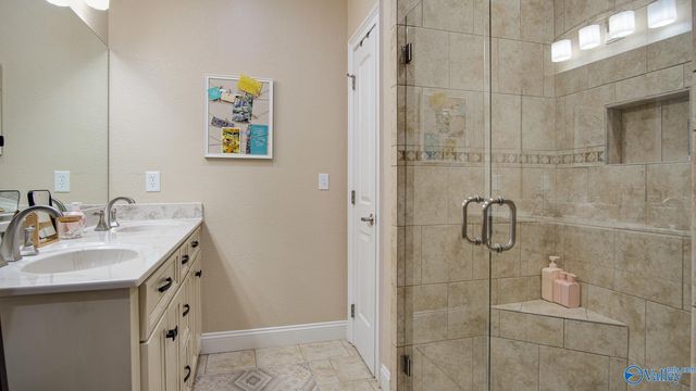 801 Thomas Avenue, Boaz, AL 35957