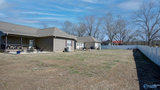 801 Thomas Avenue, Boaz, AL 35957
