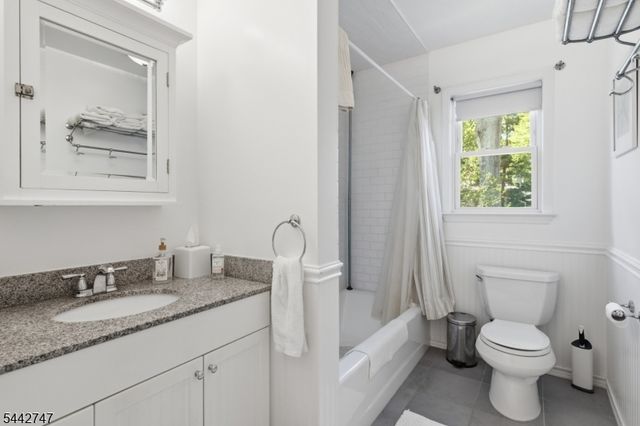 42 Sandy Hill Rd, Westfield Town, NJ 07090