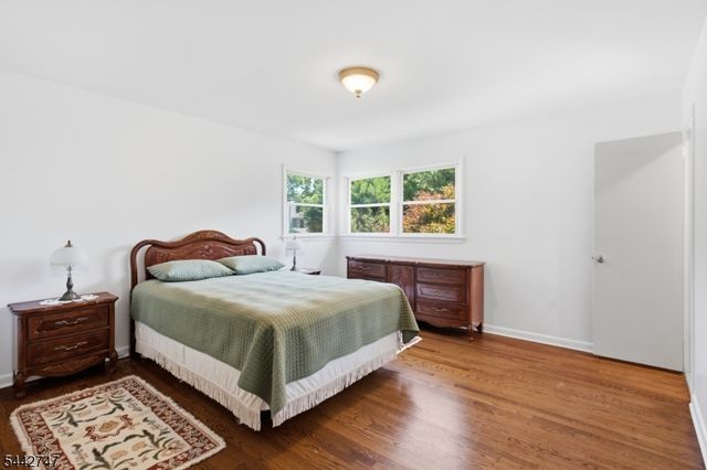 42 Sandy Hill Rd, Westfield Town, NJ 07090