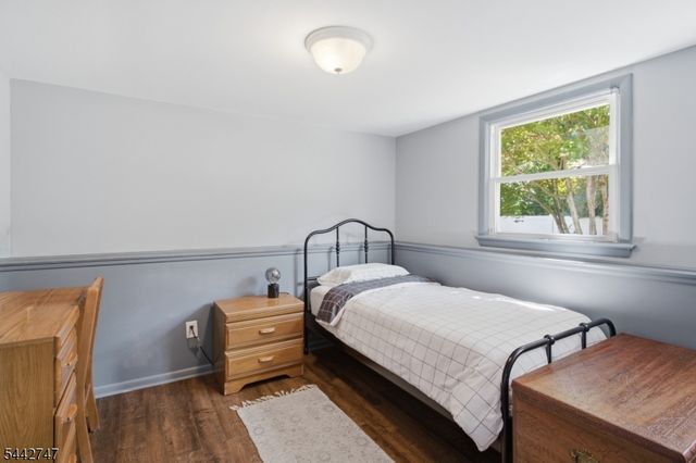 42 Sandy Hill Rd, Westfield Town, NJ 07090