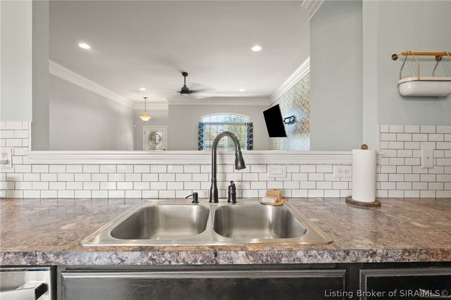 3112 Timberlake Court, Jeffersonville, IN 47130
