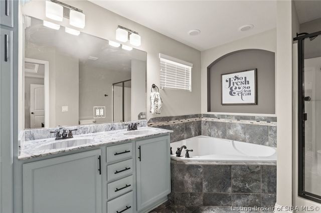 3112 Timberlake Court, Jeffersonville, IN 47130