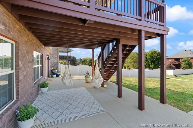 3112 Timberlake Court, Jeffersonville, IN 47130