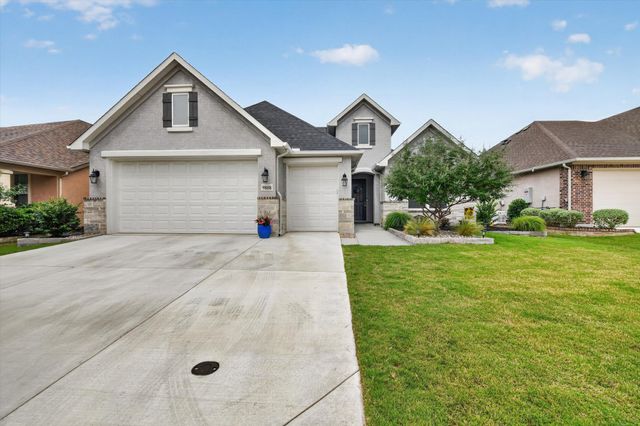 9808 Silver Rock Way, Denton, TX 76207