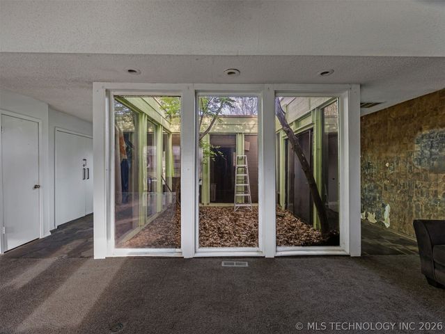 7210 E 77th Street, Tulsa, OK 74113