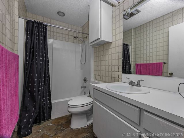 7210 E 77th Street, Tulsa, OK 74113