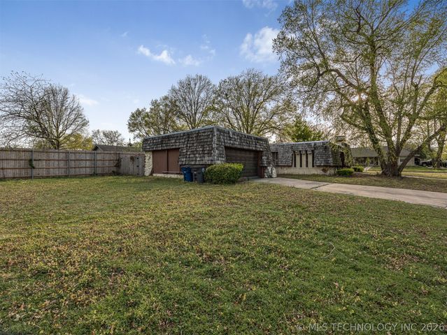 7210 E 77th Street, Tulsa, OK 74113