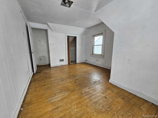 14841 Maddelein Street, Detroit, MI 48205