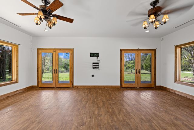 4313 S County Road 311, Henderson, TX 75654