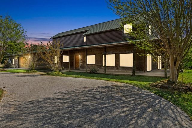 4313 S County Road 311, Henderson, TX 75654