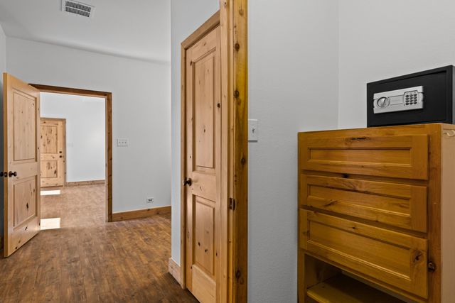 4313 S County Road 311, Henderson, TX 75654