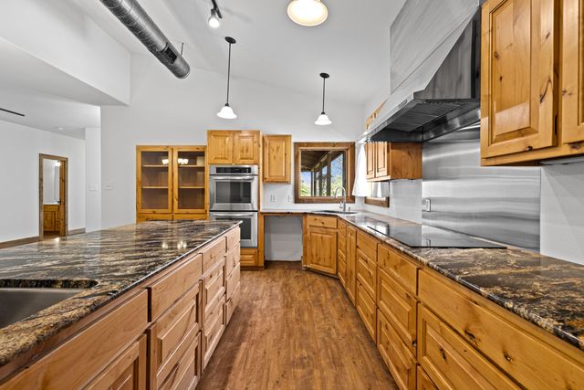 4313 S County Road 311, Henderson, TX 75654