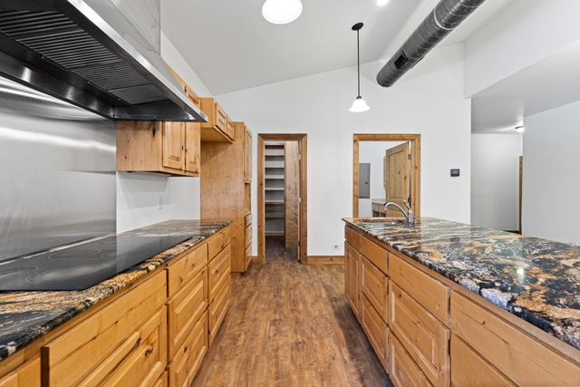 4313 S County Road 311, Henderson, TX 75654