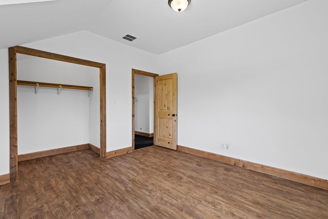 4313 S County Road 311, Henderson, TX 75654