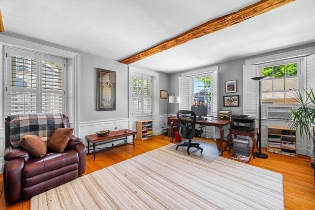 7 Daniels St 2, Salem, MA 01970