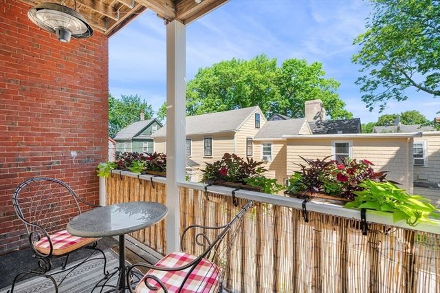 7 Daniels St 2, Salem, MA 01970
