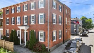 7 Daniels St 2, Salem, MA 01970