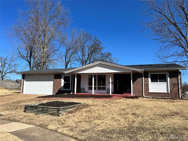 3615 Dwyer Lane, Florissant, MO 63033