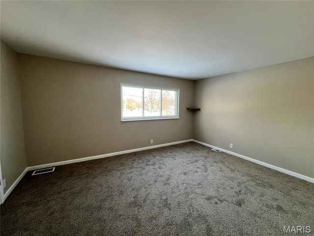 3615 Dwyer Lane, Florissant, MO 63033