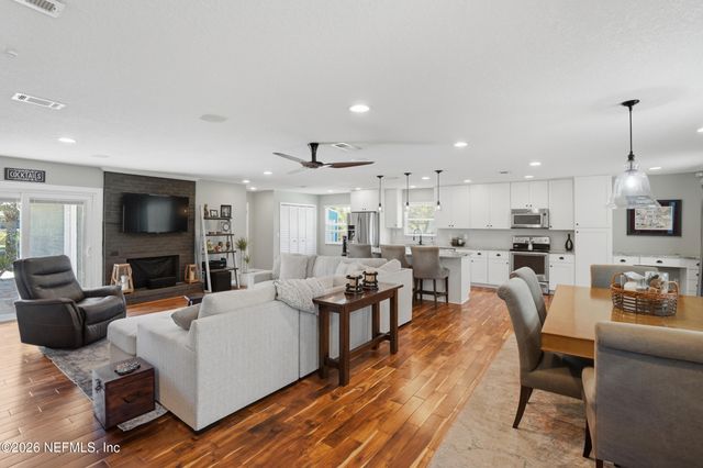 2439 PIRATE Court, Jacksonville, FL 32224