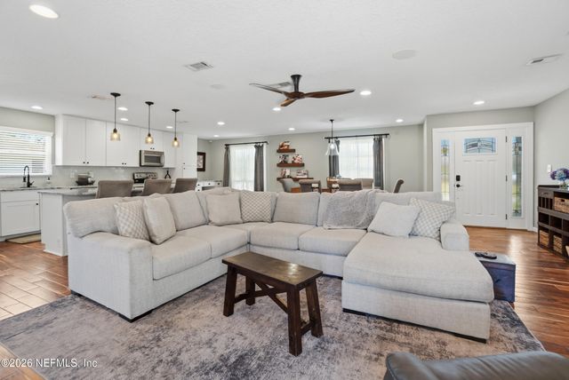 2439 PIRATE Court, Jacksonville, FL 32224