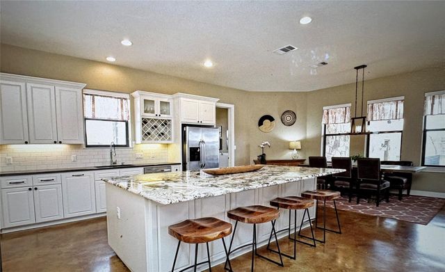 126 Packsaddle DR, Bastrop, TX 78602