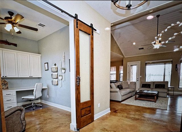 126 Packsaddle DR, Bastrop, TX 78602
