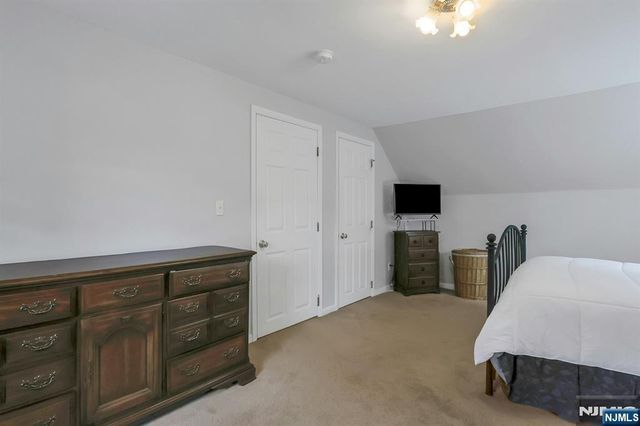 16 Addicks Road, Westwood, NJ 07675