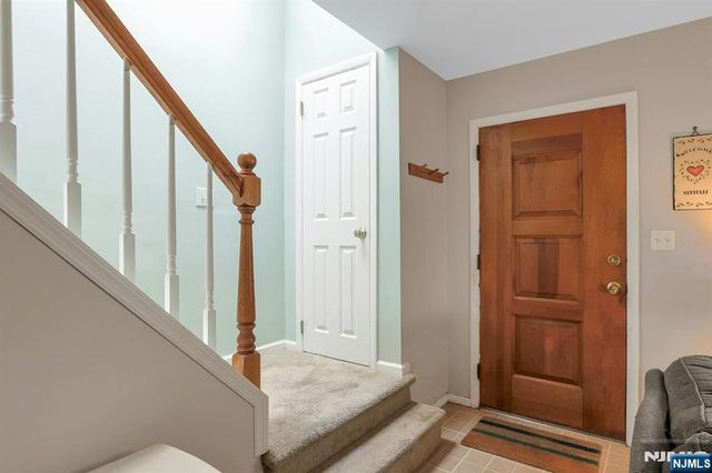 16 Addicks Road, Westwood, NJ 07675