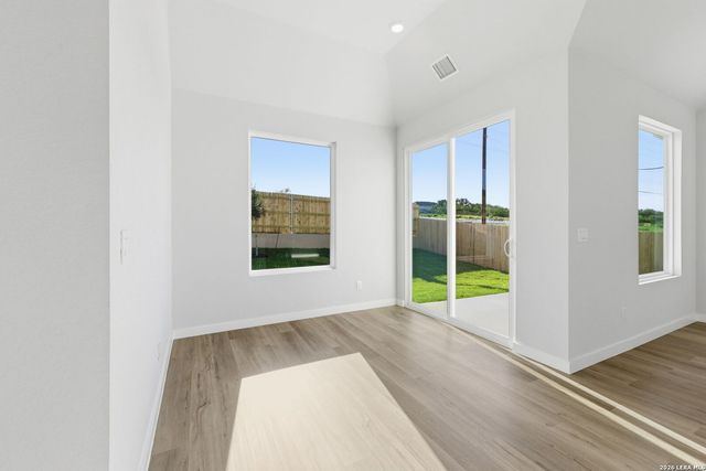 114 Scott Square, San Antonio, TX 78253