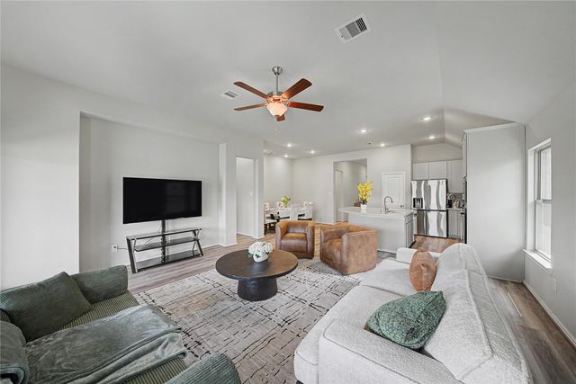26006 Golden Dawn Trail, Richmond, TX 77406