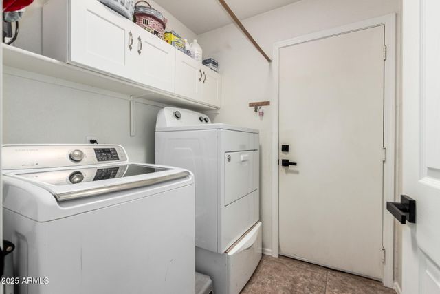 3587 E TRIGGER Way, Gilbert, AZ 85297