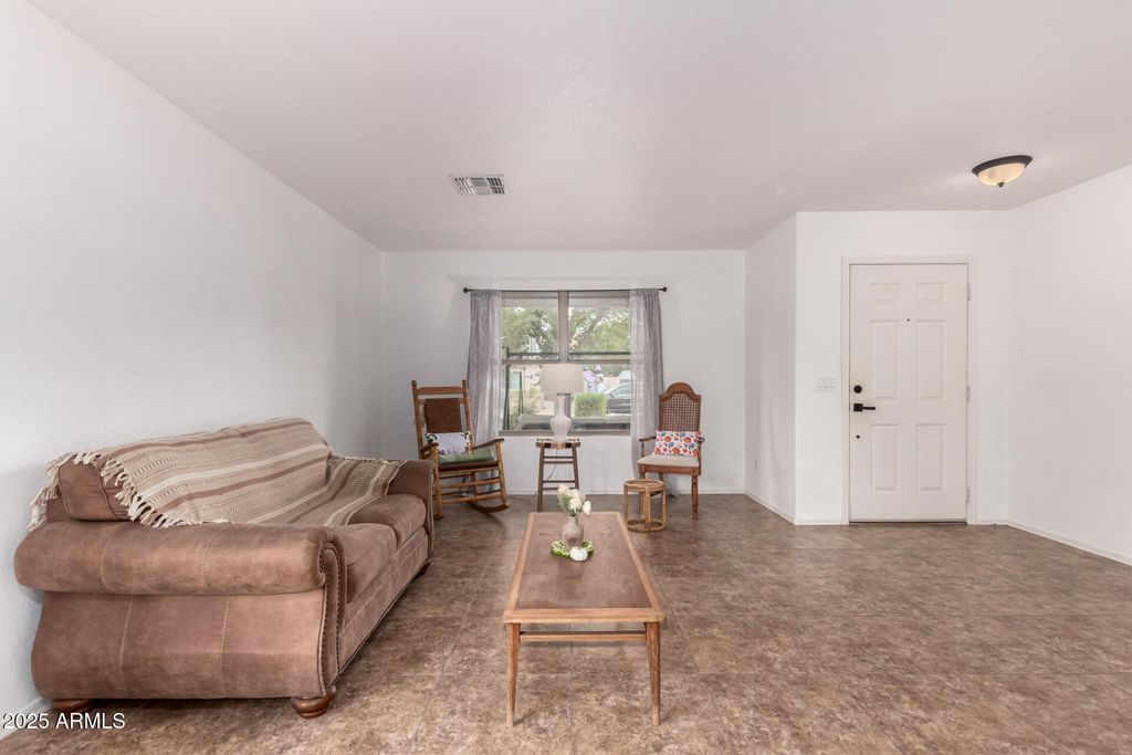 3587 E TRIGGER Way, Gilbert, AZ 85297 — photo 5