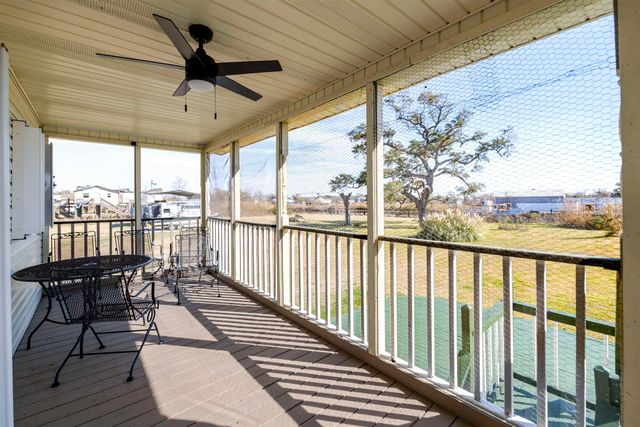 6869 Shrimpers Row, Dulac, LA 70353