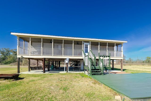 6869 Shrimpers Row, Dulac, LA 70353
