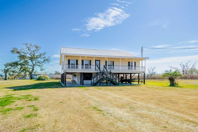 6869 Shrimpers Row, Dulac, LA 70353