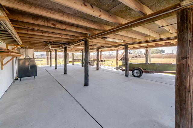 6869 Shrimpers Row, Dulac, LA 70353