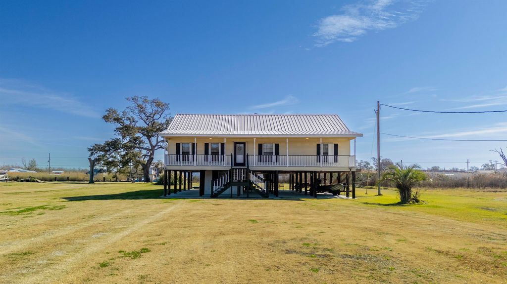6869 Shrimpers Row, Dulac, LA 70353