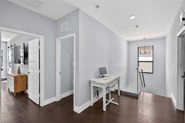 3542 W 93rd Pl, Hialeah, FL 33018