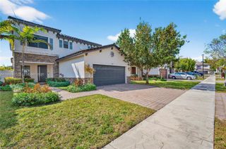 3542 W 93rd Pl, Hialeah, FL 33018